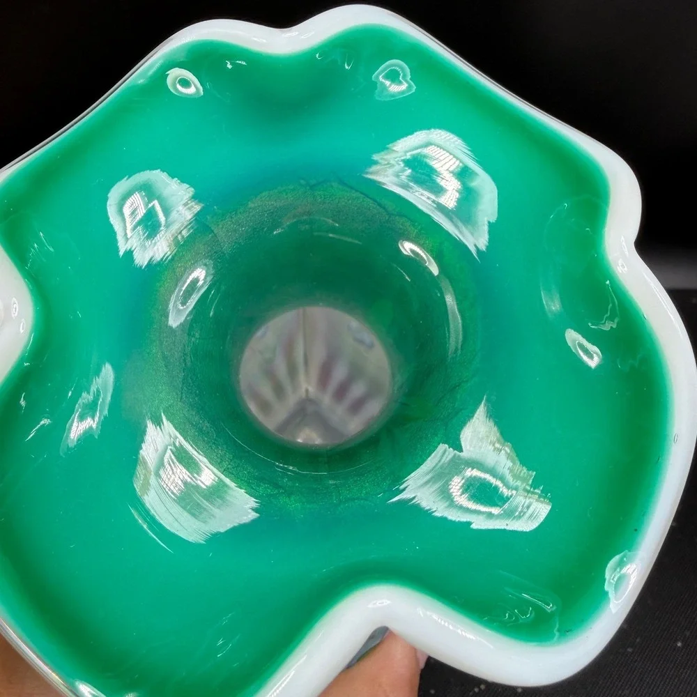 Fenton‎ New Century XXI Green Opalescent Iridescent Hand Painted Blueberry Vase